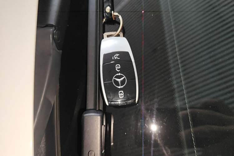 Used Mercedes-Benz C-Class 2019 C 260 L Sport Edition Vehicle Key