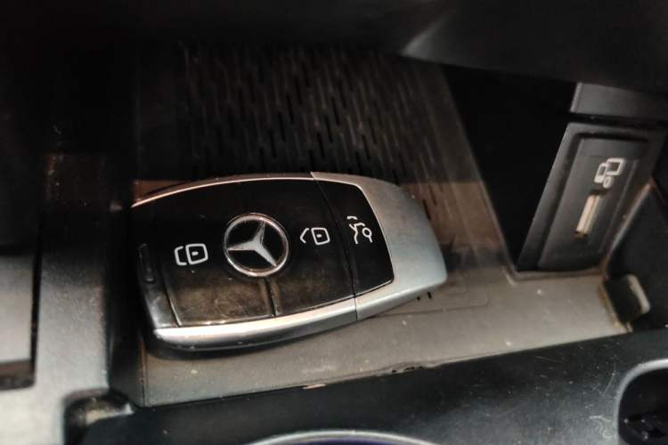 Used Mercedes-Benz C-Class 2019 C 260 Coupe Vehicle Key