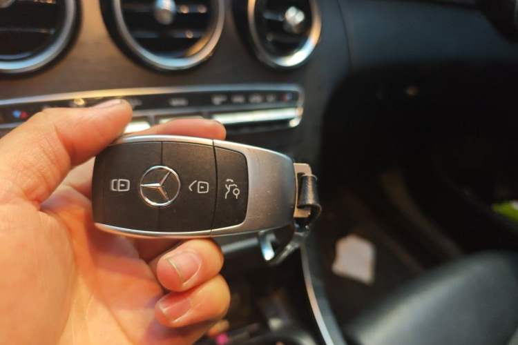 Used Mercedes-Benz C-Class 2019 C 180 L Fashion Edition Sport Version Vehicle Key