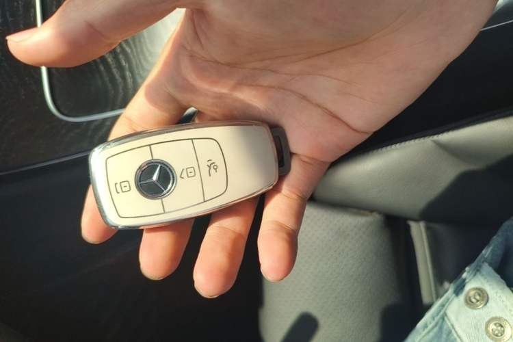Used Mercedes-Benz C-Class 2019 C 180 L Fashion Edition Sport Version Vehicle Key
