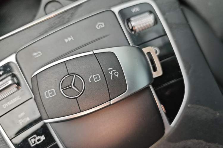 Used Mercedes-Benz C-Class 2019 C 260 Estate Vehicle Key