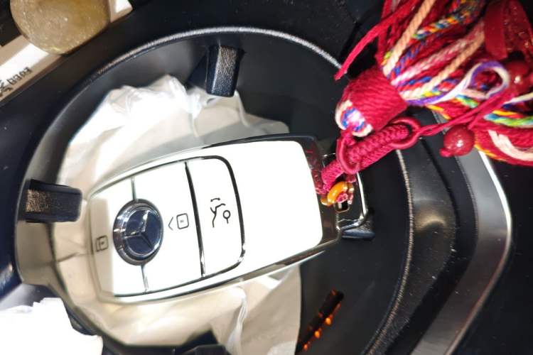 Used Mercedes-Benz C-Class 2019 Restyled C 260 L Sport Edition Vehicle Key