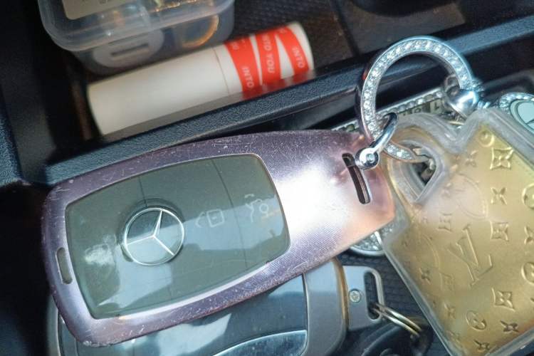 Used Mercedes-Benz C-Class 2019 C 180 L Fashion Edition Sport Version Vehicle Key