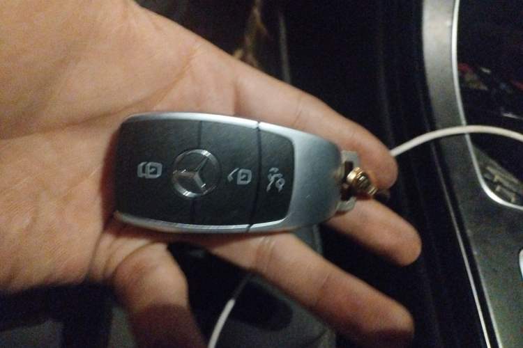 Used Mercedes-Benz C-Class 2019 C 180 L Fashion Edition Sport Version Vehicle Key