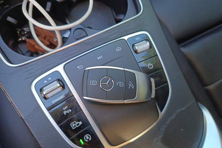 Used Mercedes-Benz C-Class 2019 Restyled C 260 L Sport Edition Vehicle Key