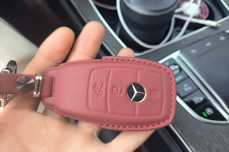 Used Mercedes-Benz C-Class 2019 Updated C 260 L Vehicle Key
