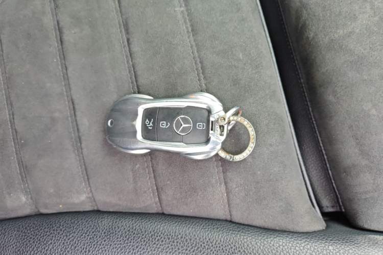 Used Mercedes-Benz C-Class 2019 C 260 Sport Edition 4MATIC Vehicle Key