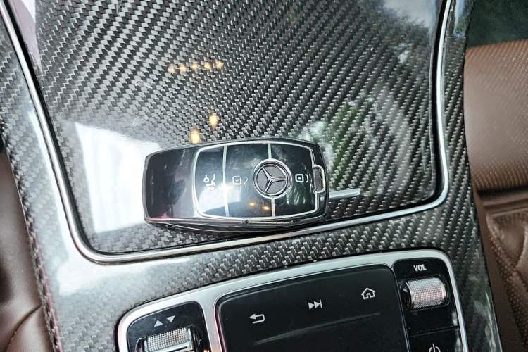 Used Mercedes-Benz C-Class 2019 C 260 L Sport Edition Vehicle Key