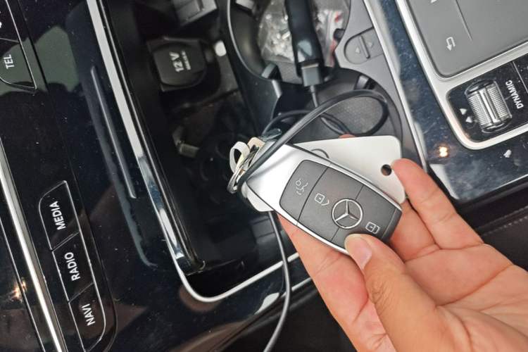 Used Mercedes-Benz C-Class 2019 C 260 Sport Edition Vehicle Key