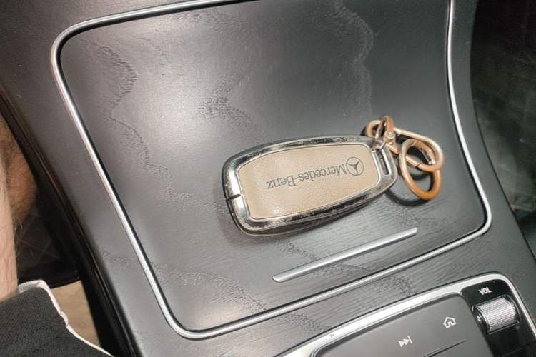Used Mercedes-Benz C-Class 2019 C 260 L Sport Edition Vehicle Key