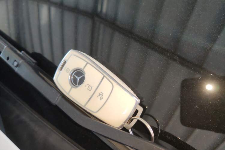 Used Mercedes-Benz C-Class 2019 C 260 Sport Edition 4MATIC Vehicle Key