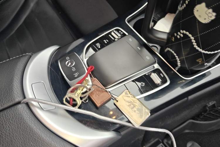 Used Mercedes-Benz C-Class 2019 C 260 Sport Edition Vehicle Key