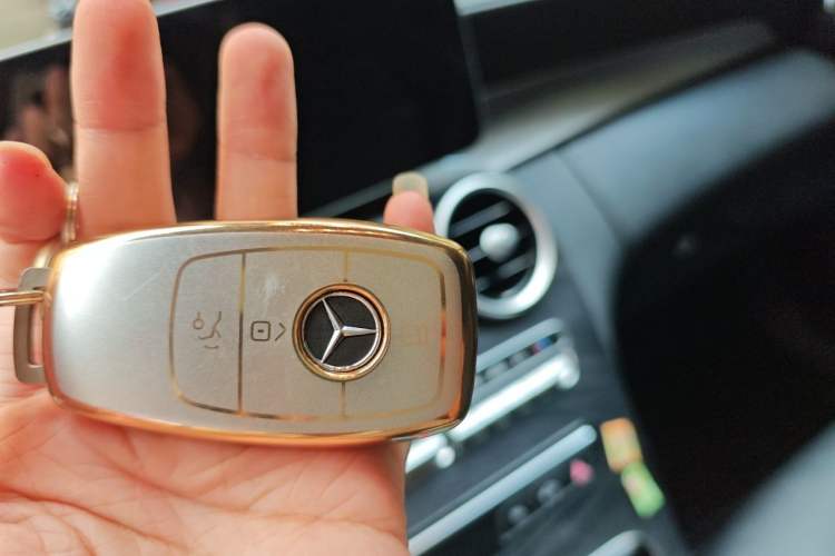 Used Mercedes-Benz C-Class 2019 C 260 L Sport Edition Vehicle Key
