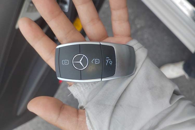 Used Mercedes-Benz C-Class 2019 C 260 Coupe Vehicle Key