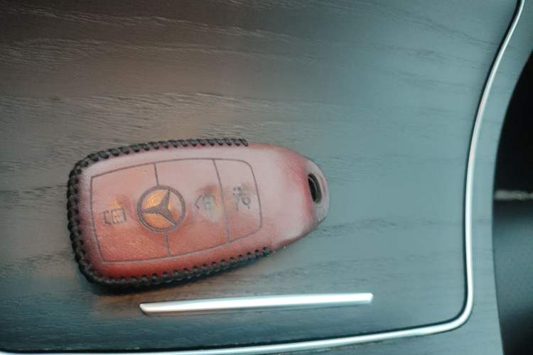 Used Mercedes-Benz C-Class 2019 C 260 4MATIC Coupe Vehicle Key