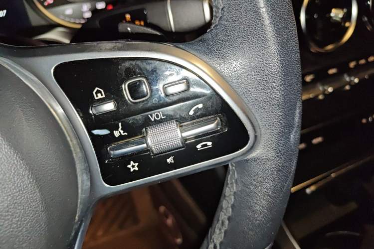 Used Mercedes-Benz C-Class 2019 C 180 L Fashion Edition Sport Version Vehicle Key