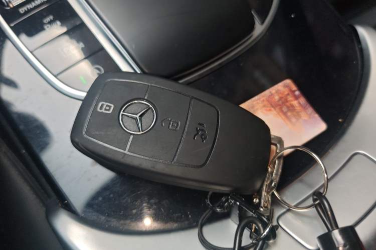 Used Mercedes-Benz C-Class 2019 C 260 Sport Edition Vehicle Key