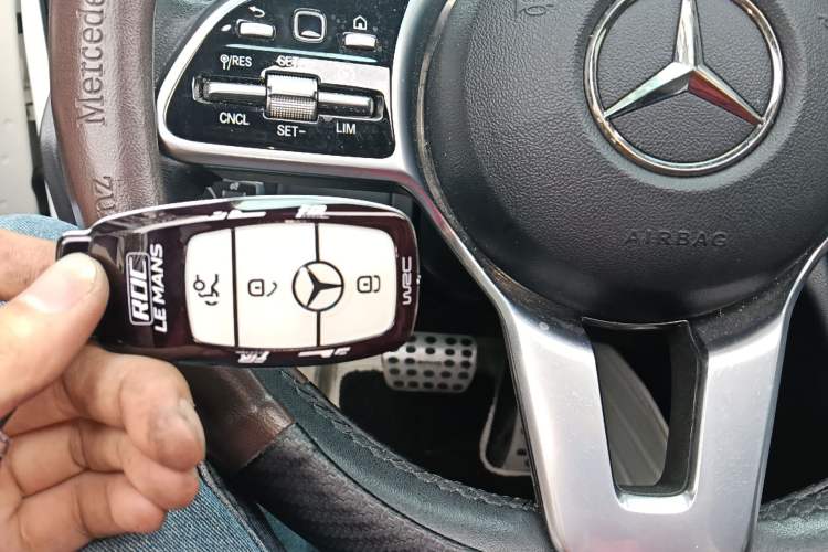 Used Mercedes-Benz C-Class 2019 C 180 L Fashion Edition Sport Version Vehicle Key