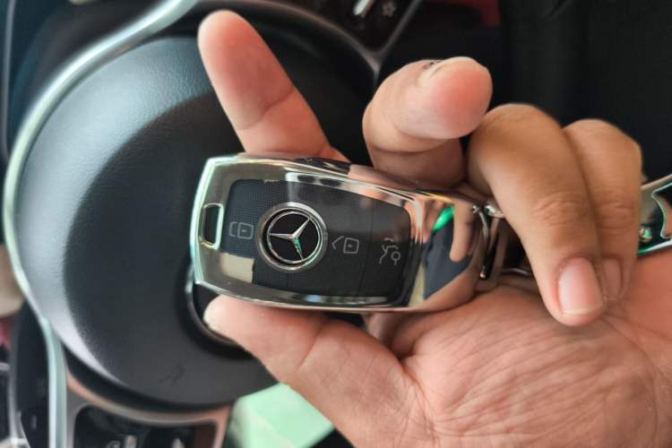 Used Mercedes-Benz C-Class 2019 Restyled C 260 L Sport Edition Vehicle Key