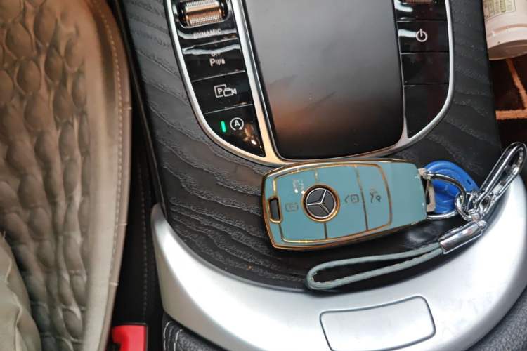 Used Mercedes-Benz C-Class 2019 C 180 L Fashion Edition Sport Version Vehicle Key