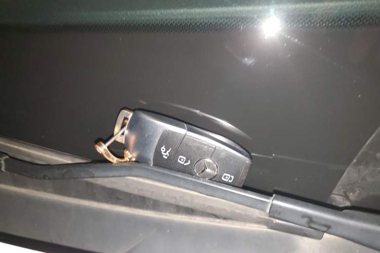 Used Mercedes-Benz C-Class 2019 C 180 L Fashion Edition Sport Version Vehicle Key