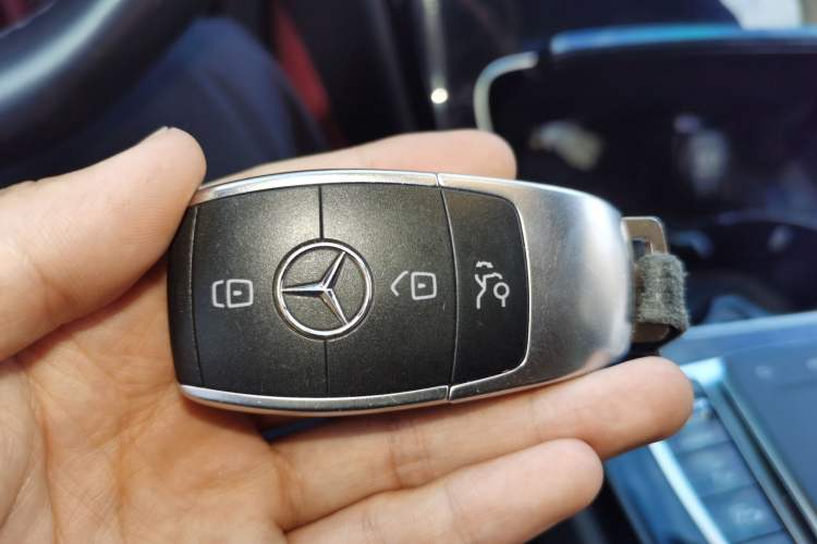 Used Mercedes-Benz C-Class 2019 C 260 Sport Edition Vehicle Key