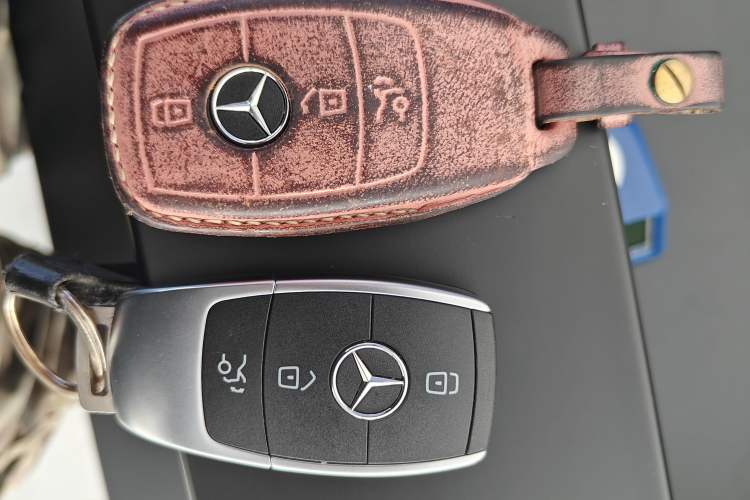 Used Mercedes-Benz C-Class 2019 C 180 L Fashion Edition Sport Version Vehicle Key