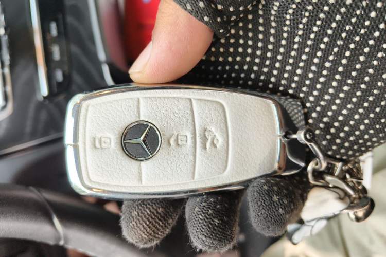 Used Mercedes-Benz C-Class 2019 Restyled C 260 L Sport Edition Vehicle Key