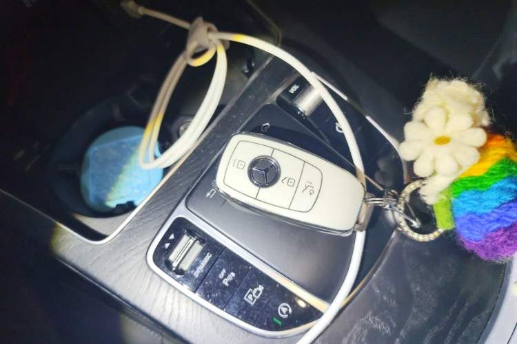 Used Mercedes-Benz C-Class 2019 Restyled C 260 L Sport Edition Vehicle Key