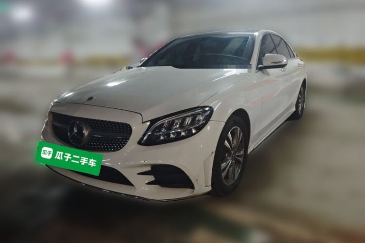 Used Mercedes-Benz C-Class 2019 C 180 L Dynamic Sports Edition Guazi used car, China used car export, Used car for sale, Used cars, Cheapest cars for sale