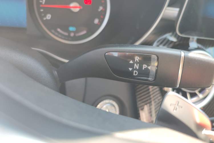 Used Mercedes-Benz C-Class 2019 C 260 Sport Edition Gear Lever
