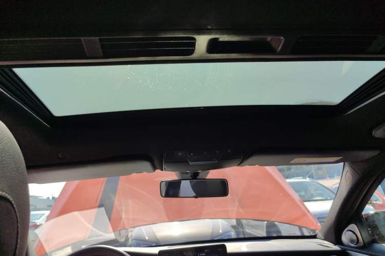 Used Mercedes-Benz C-Class 2019 C 260 Sport Edition Headliner