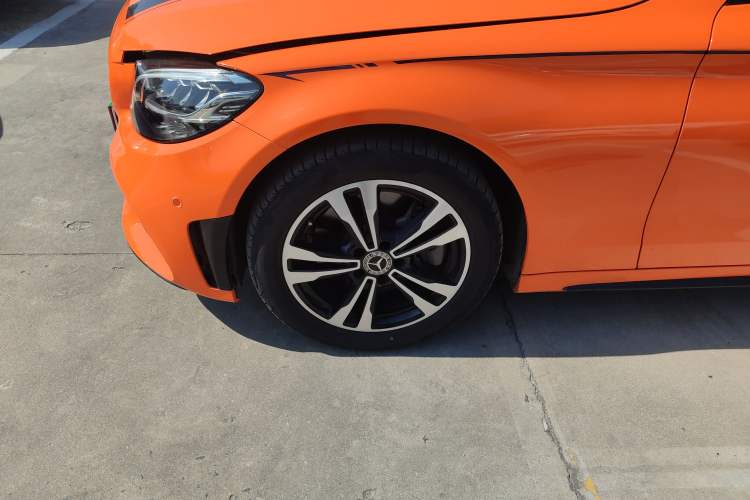 Used Mercedes-Benz C-Class 2019 C 260 Sport Edition Left Front Wheel Hub