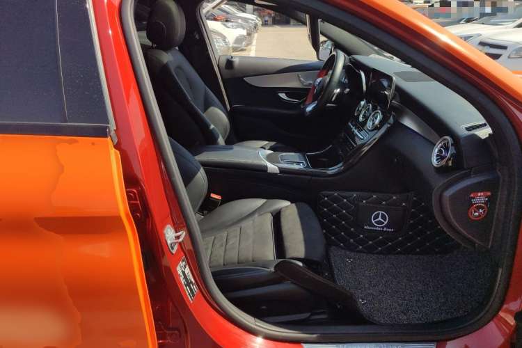 Used Mercedes-Benz C-Class 2019 C 260 Sport Edition Right Front Seat