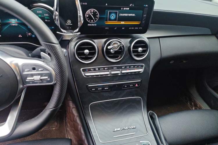 Used Mercedes-Benz C-Class 2020 Restyled C 260 L Sport Edition Audio And AC Panel