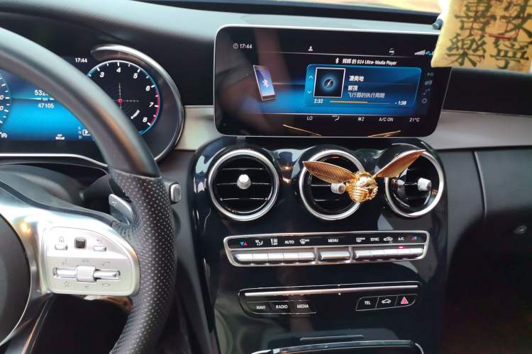 Used Mercedes-Benz C-Class 2020 C 260 Sport Edition Audio And AC Panel
