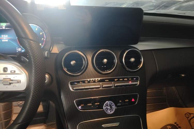 Used Mercedes-Benz C-Class 2020 Restyled C 260 L Sport Edition Audio And AC Panel