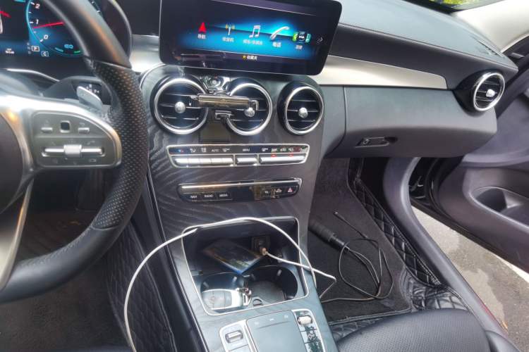 Used Mercedes-Benz C-Class 2020 Restyled C 260 L Sport Edition Audio And AC Panel