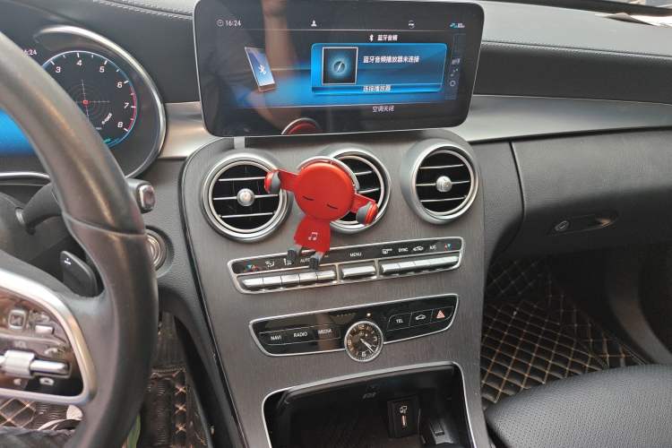 Used Mercedes-Benz C-Class 2020 C 260 L Audio And AC Panel