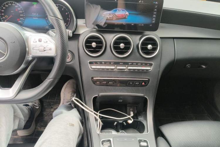 Used Mercedes-Benz C-Class 2020 C 260 L Sport Edition Audio And AC Panel
