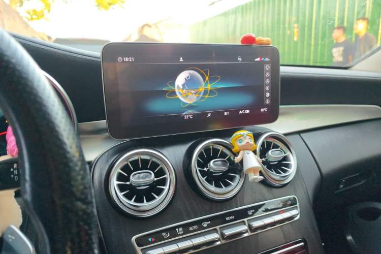 Used Mercedes-Benz C-Class 2020 Restyled C 260 L Sport Edition Audio And AC Panel