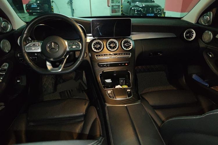 Used Mercedes-Benz C-Class 2020 C 260 L Sport Edition Center Console