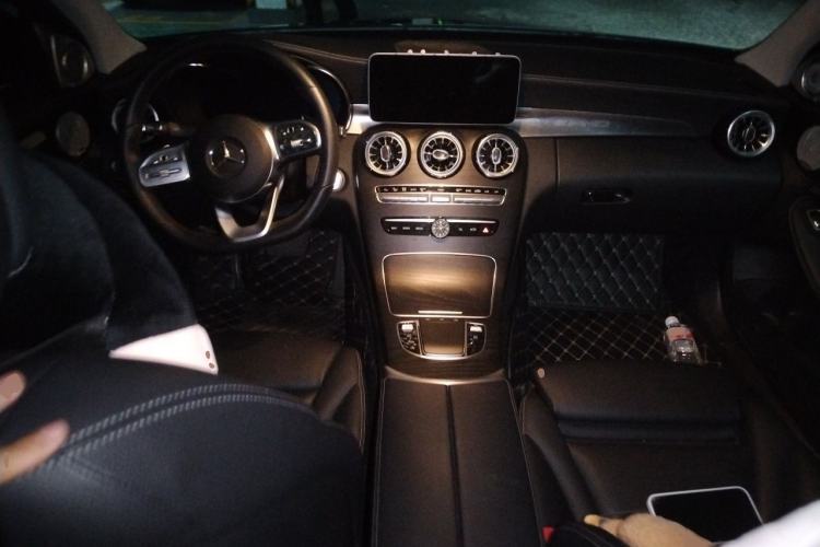 Used Mercedes-Benz C-Class 2020 C 260 L Sport Edition Center Console