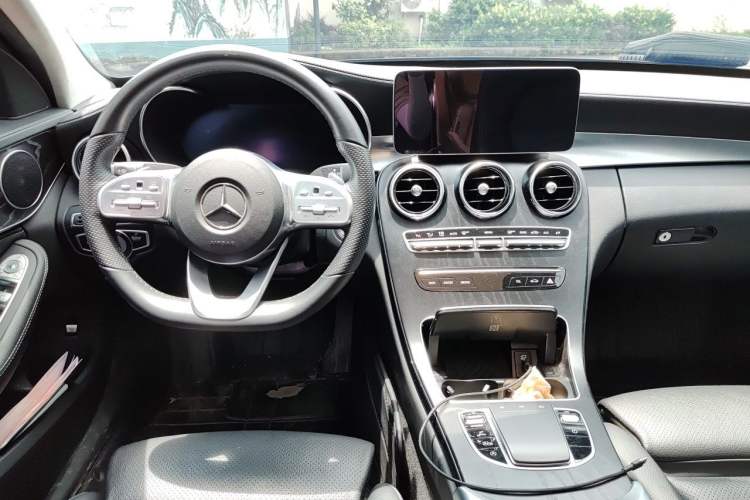 Used Mercedes-Benz C-Class 2020 Restyled C 260 L Sport Edition Center Console