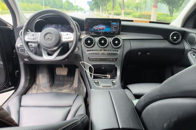 Used Mercedes-Benz C-Class 2020 C 260 L Sport Edition Center Console