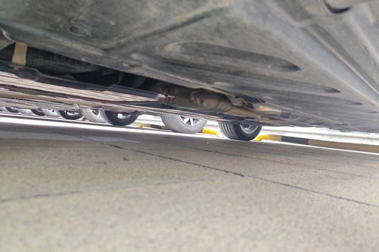 Used Mercedes-Benz C-Class 2020 Restyled C 260 L Sport Edition Chassis Front Left