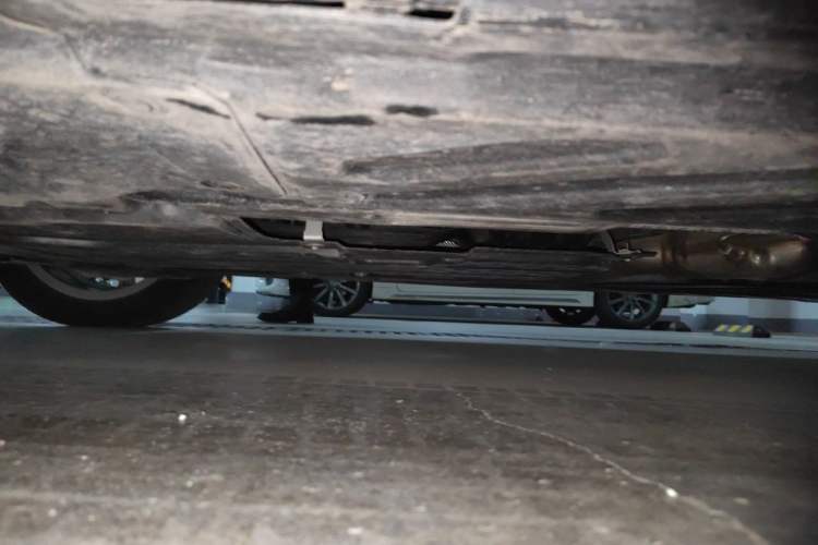 Used Mercedes-Benz C-Class 2020 Facelift C 260 L Chassis Front Left