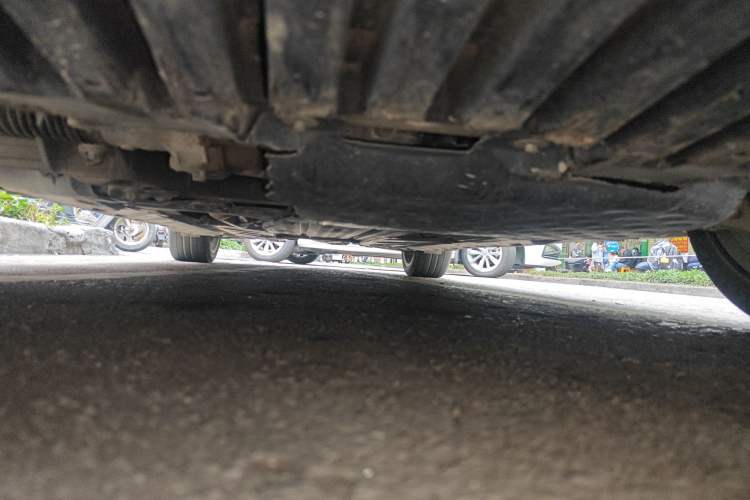 Used Mercedes-Benz C-Class 2020 C 260 L 4MATIC Chassis Front