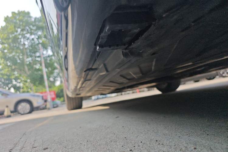Used Mercedes-Benz C-Class 2020 C 260 L Chassis Rear Left