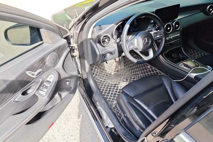 Used Mercedes-Benz C-Class 2020 Restyled C 200 L Fashion Edition Sport Version Driver Seat